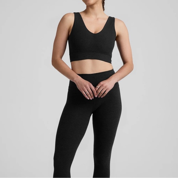 Beyond Yoga black Sports Bra. Like new. - Picture 4 of 4